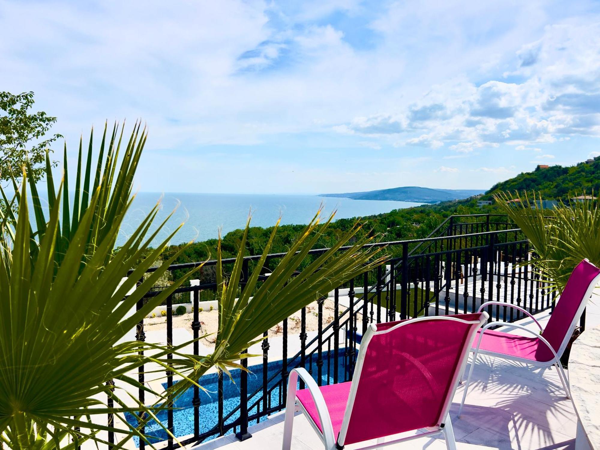 The White Pearl Boutique Villa Baltjik Exteriör bild